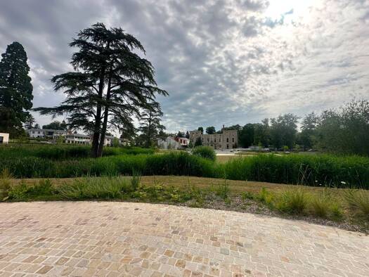 Terrain constructible à vendre 410 000 € 700 m² de terrain Crespières 78121