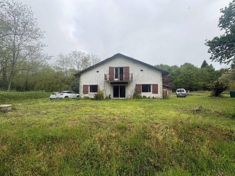 Maison à vendre, 195m², RIVIERE SAAS ET GOURBY