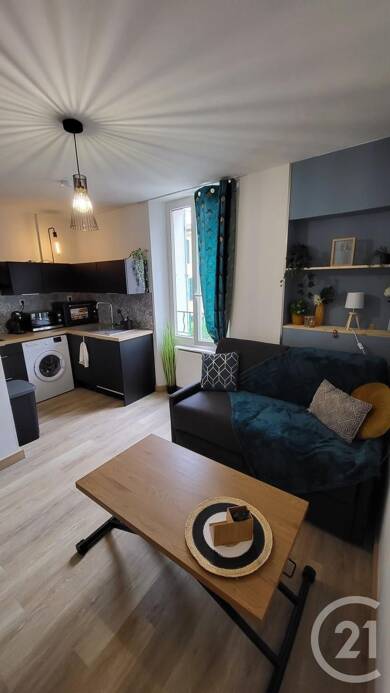 Appartement à louer 480 € 1 pièce 14,9 m² 1er étage St Maximin la Ste Baume 83470