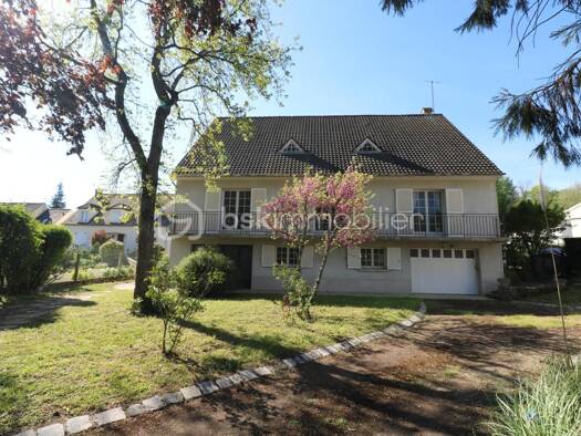 Maison à vendre 375 000 € 10 pièces 5 chambres 275 m² 1 726 m² de terrain Centre Est Provins 77160