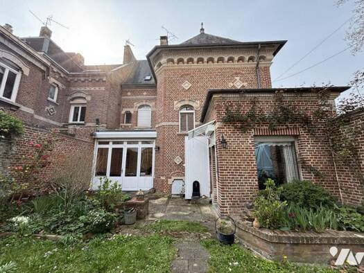 Maison à vendre 420 000 € 6 pièces 5 chambres 165 m² 222 m² de terrain Amiens 80000