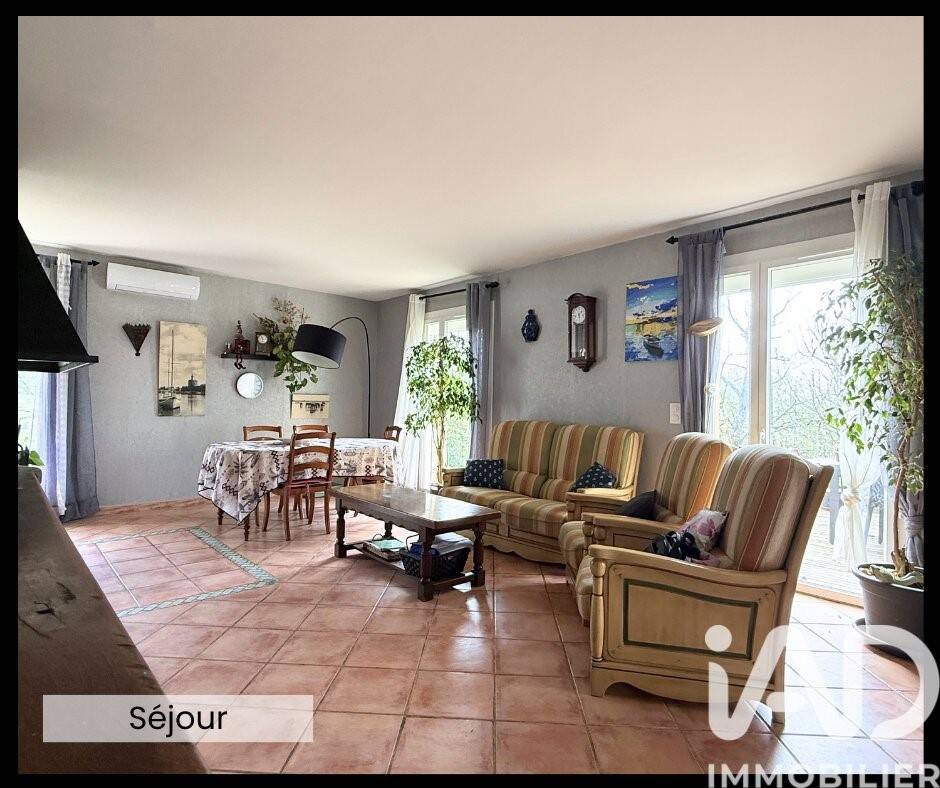 Maison à vendre, 154m², SAINTE FOY DE PEYROLIERES