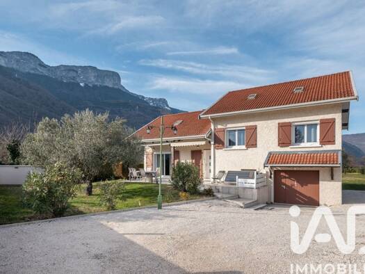 Maison à vendre 490 000 € 5 pièces 4 chambres 113 m² 3 072 m² de terrain Noyarey 38360