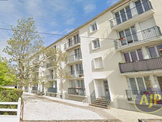 Appartement à vendre 144 500 € 3 pièces 2 chambres 53 m² Étage 1/3 Métairie Saint-Sébastien-sur-Loire 44230