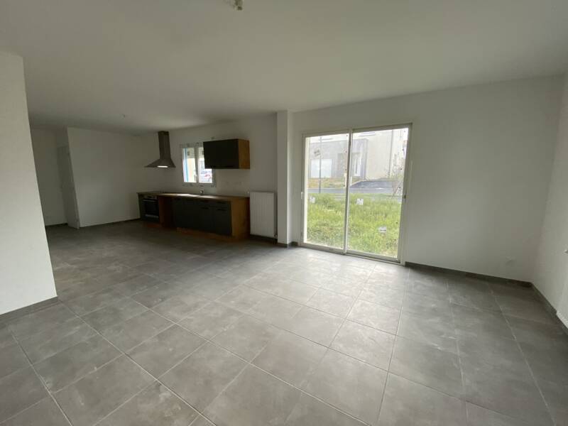 Maison à louer, 81m², CHATUZANGE LE GOUBET