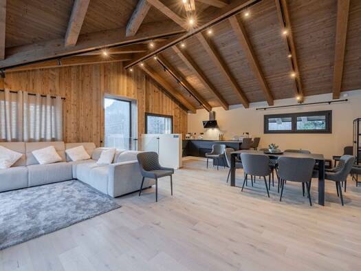 Chalet à vendre - Première occupation 1 490 000 € 5 pièces 4 chambres 161 m² Les Bossons les Moussoux Chamonix-Mont-Blanc 74400
