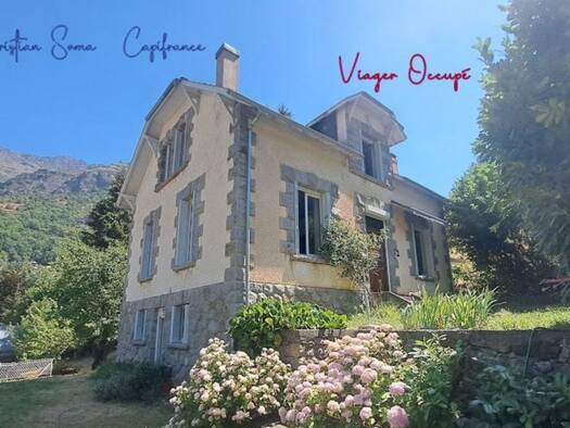 Maison en viager occupé Bouquet 159 500 € 10 pièces 6 chambres 195 m² 747 m² de terrain Gavarnie-Gèdre 65120