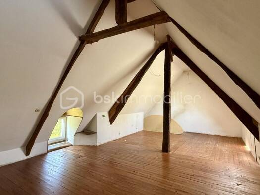 Ferme à vendre 81 500 € 6 pièces 3 chambres 111 m² 3 268 m² de terrain Sourdeval 50150