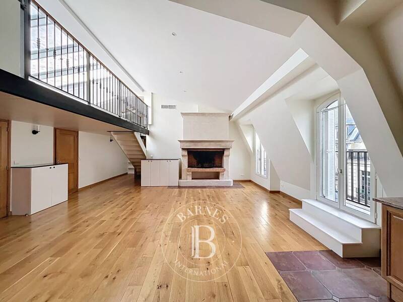 Maison à louer, 122m², PARIS 16E