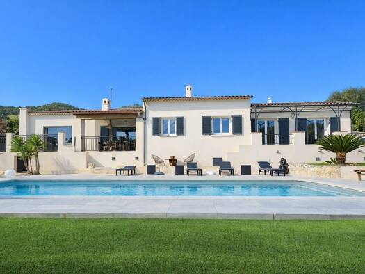 Maison à vendre 860 000 € 5 pièces 4 chambres 160 m² 1 445 m² de terrain Tourrette-Levens 06690