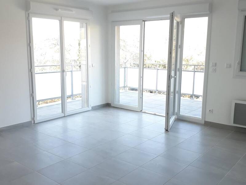 Maison à louer, 81m², ROQUEVAIRE