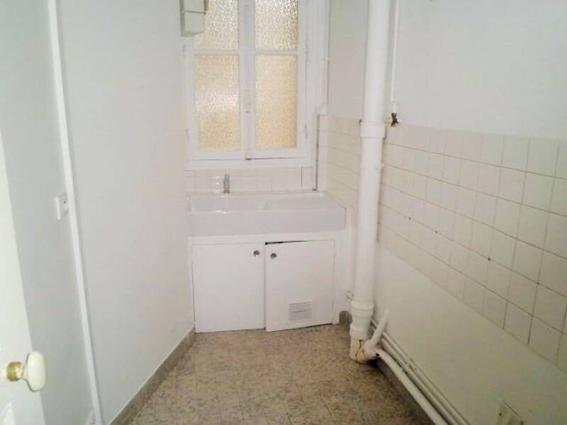 Maison à louer, 22m², PARIS 18E