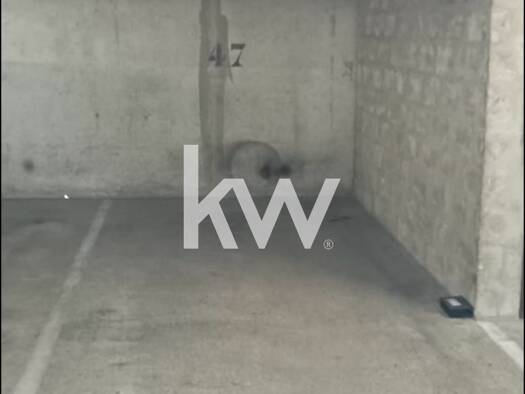 Garage/Stationnement à vendre 9 500 € Reste des Chenes-Le Ponceau Cergy 95000