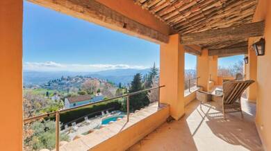 Maison à vendre 2 180 000 € 13 pièces 8 chambres 430 m² 7 098 m² de terrain Cabris 06530