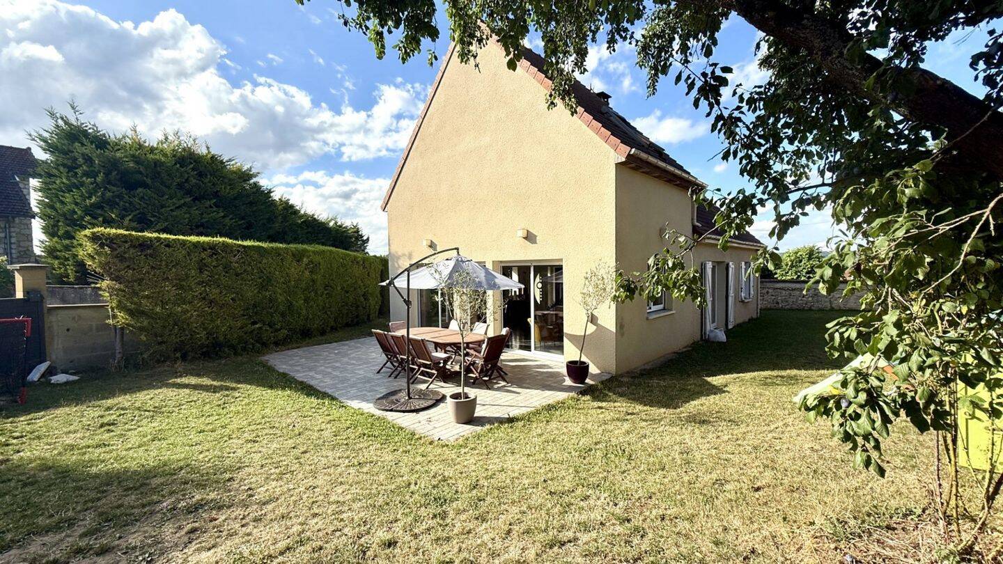 Maison à vendre, 135m², MEZIERES SUR SEINE