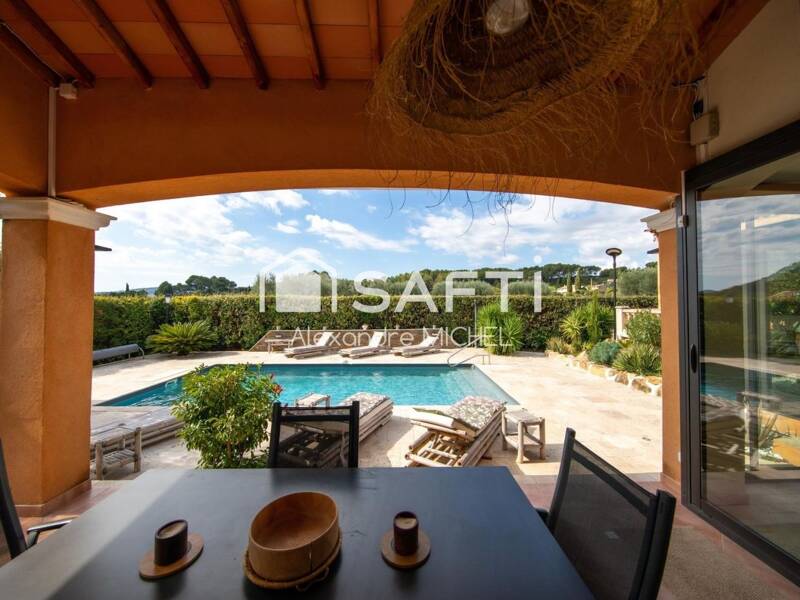 Maison à vendre, 200m², LA CADIERE D'AZUR
