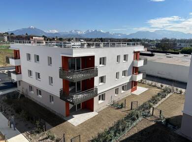 Appartement à louer 1 145 € 3 pièces 1 chambre 68 m² RDC Cranves-Sales 74380
