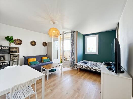 Appartement à vendre 81 100 € 1 pièce 25 m² Étage 1/2 Fradiniere-Pissot-Pege-Demoiselles Saint-Hilaire-de-Riez 85270