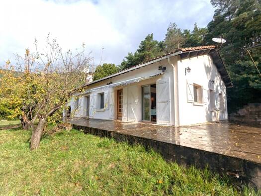 Maison de plain-pied à vendre 300 000 € 5 pièces 3 chambres 120 m² 3 206 m² de terrain Nant 12230