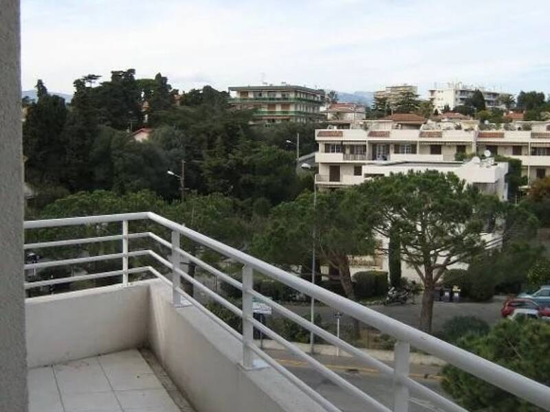 Maison à louer, 45m², JUAN LES PINS