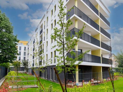 Appartement à louer 1 154 € 3 pièces 2 chambres 59,8 m² RDC Coquetiers Gallieni Villemomble 93250