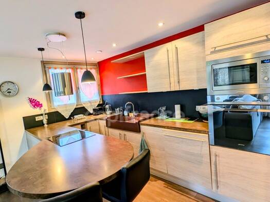 Appartement à vendre 280 000 € 3 pièces 2 chambres 64 m² Étage 2/3 Grand-Aigueblanche 73260