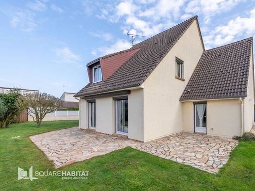 Maison à vendre 261 000 € 6 pièces 5 chambres 138 m² 617 m² de terrain Fontaine-le-Dun 76740