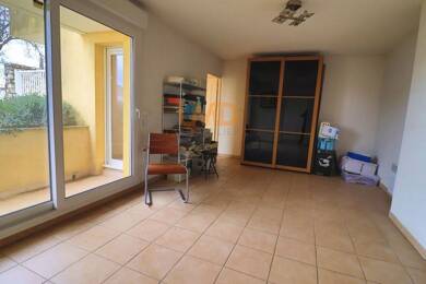 Appartement à vendre 208 000 € 2 pièces 1 chambre 61 m² RDC Saint-Maximin-la-Sainte-Baume 83470