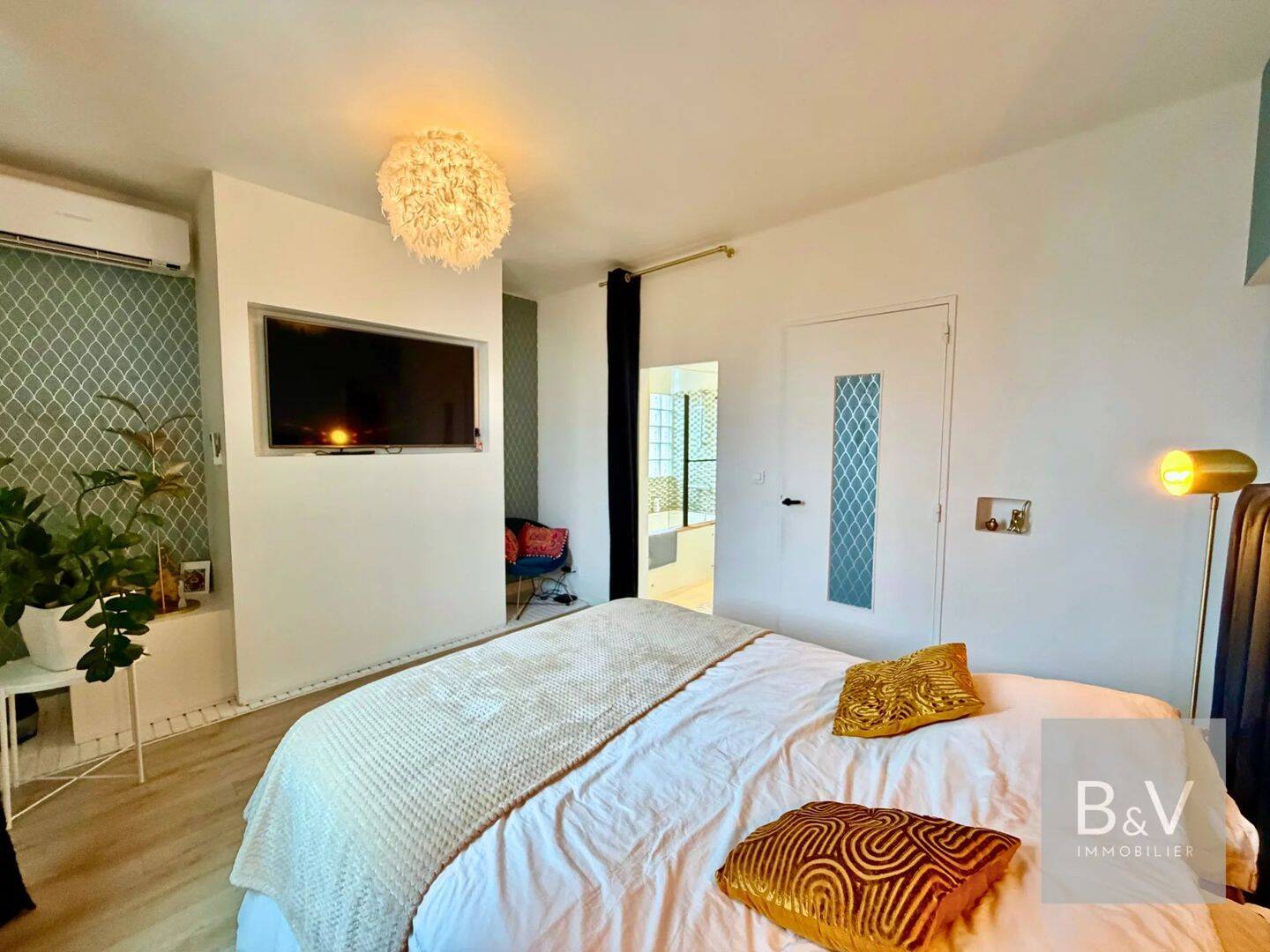 Maison moderne 6 pièces de 147 m² — 9