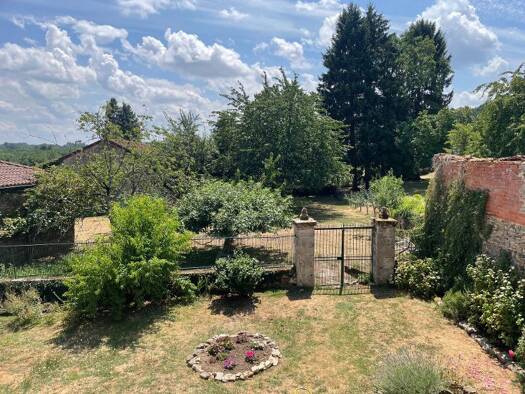 Maison à vendre 222 500 € 6 pièces 4 chambres 197 m² 1 363 m² de terrain Champsac 87230