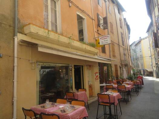 Pizzeria à vendre Fonds de commerce 89 500 € 120 m² d'espace de restauration Riez 04500