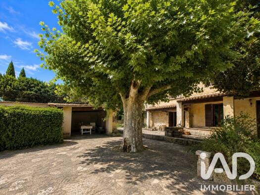 Mas à vendre 450 000 € 5 pièces 4 chambres 185 m² 1 437 m² de terrain Boulbon 13150