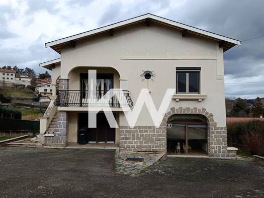 Villa en viager occupé Bouquet 20 000 € 4 pièces 2 chambres 92 m² 985 m² de terrain Fraisses 42490