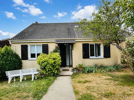 Maison à vendre 493 000 € 7 pièces 5 chambres 109,44 m² 614 m² de terrain Feucherolles 78810