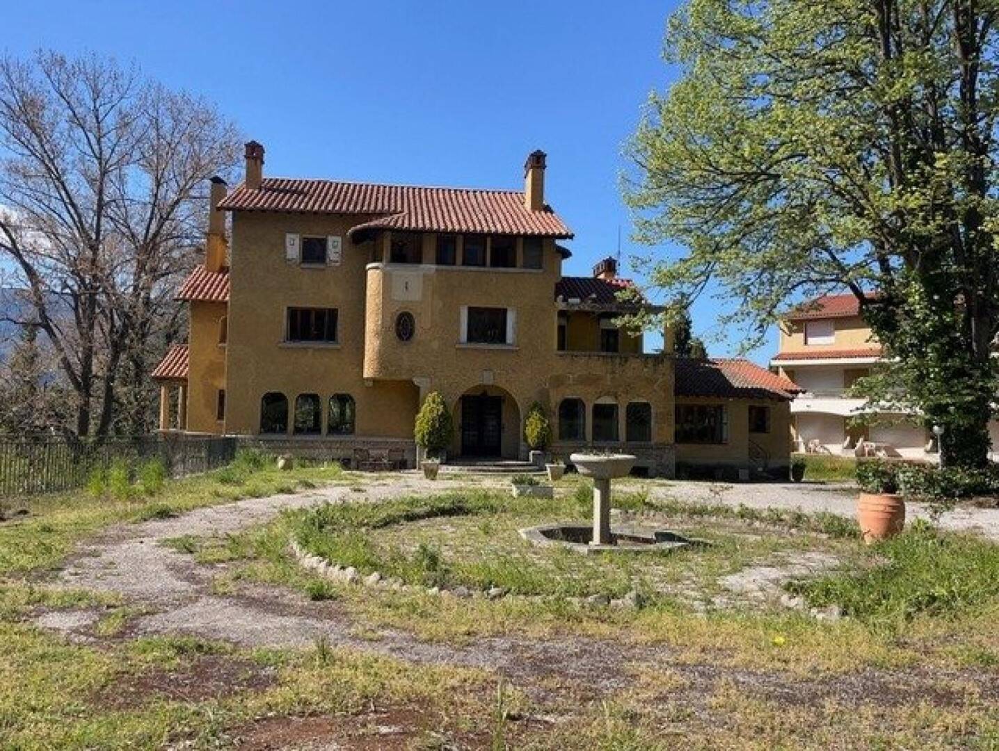 Maison à vendre, 421m², VERNET LES BAINS