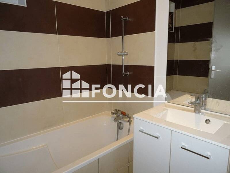 Maison à louer, 69m², VIENNE