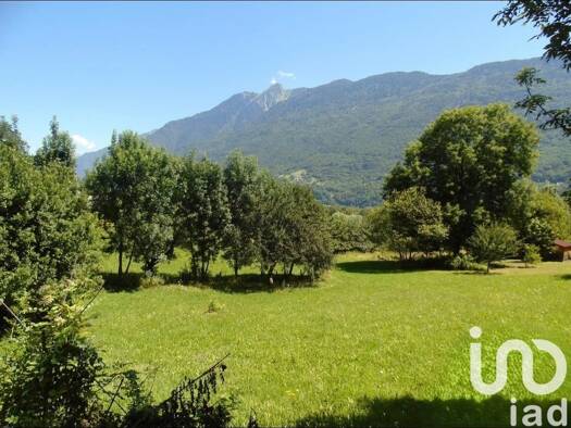 Terrain constructible viabilisé à vendre 92 000 € 1 930 m² de terrain Saint-Rémy-de-Maurienne 73660