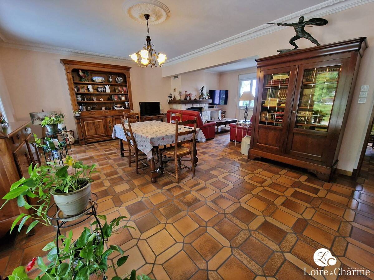 Maison à vendre, 150m², LES MONTILS