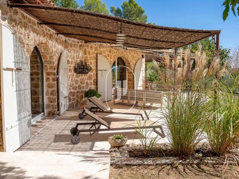 Maison à vendre, 200m², SAINT ANTONIN DU VAR