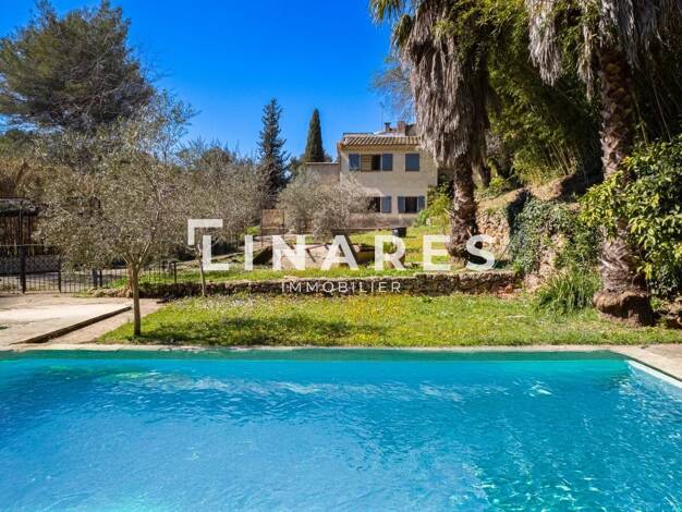 Maison à vendre 1 195 000 € 7 pièces 4 chambres 300 m² 9 000 m² de terrain Marseille 11ème 13011