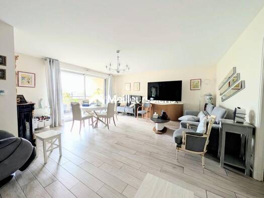 Appartement à vendre 695 000 € 4 pièces 3 chambres 101 m² 3ème étage Adamville Saint-Maur-des-Fossés 94100