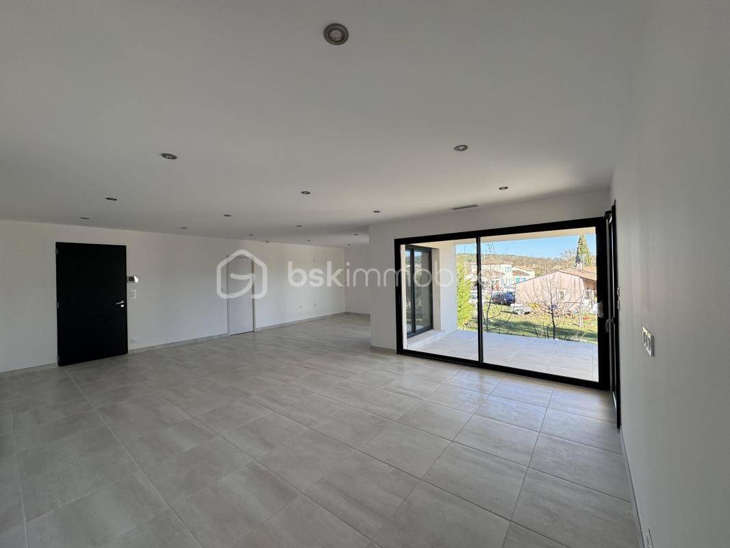 Maison à vendre, 101m², SAINT JULIEN LES ROSIERS