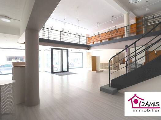 Local commercial à vendre 345 000 € 334 m² de surface de vente Centre Ville Toul 54200