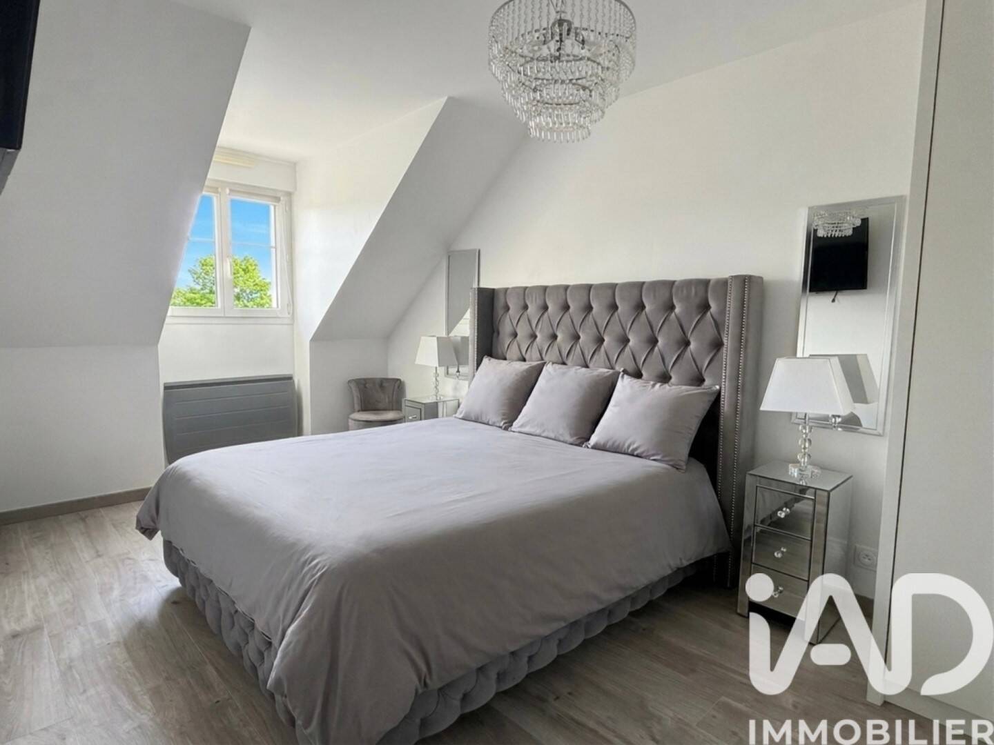 Maison à vendre, 105m², OZOUER LE VOULGIS
