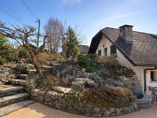 Maison à vendre 850 000 € 5 pièces 4 chambres 121,22 m² Centre Ville Nord Aix-les-Bains 73100