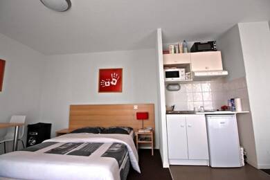 Appartement à louer 575 € 1 pièce 29 m² disponible dès maintenant Troyes 10000