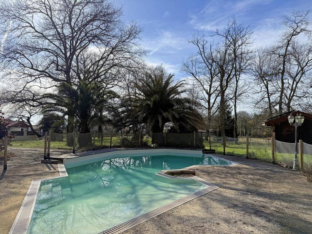 Maison à vendre, 225m², RIVIERE SAAS ET GOURBY