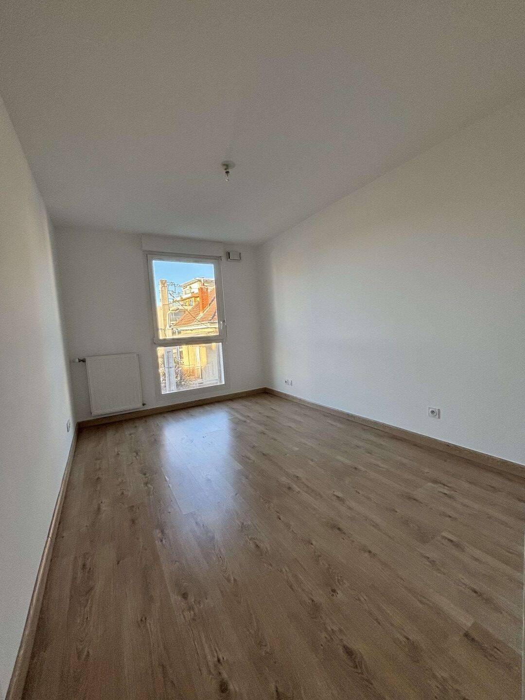 Maison à louer, 59m², VENISSIEUX