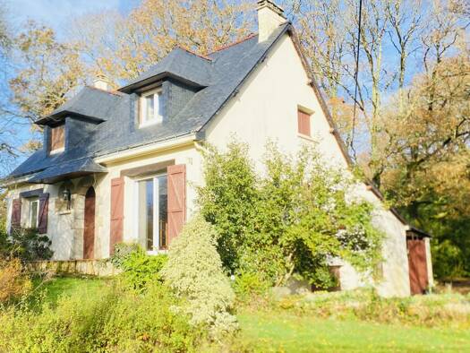 Maison à vendre 199 900 € 6 pièces 4 chambres 99 m² 7 604 m² de terrain La Gacilly 56200