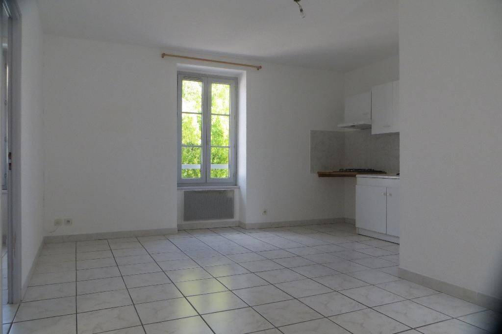 Maison à louer, 40m², BELLEVILLE